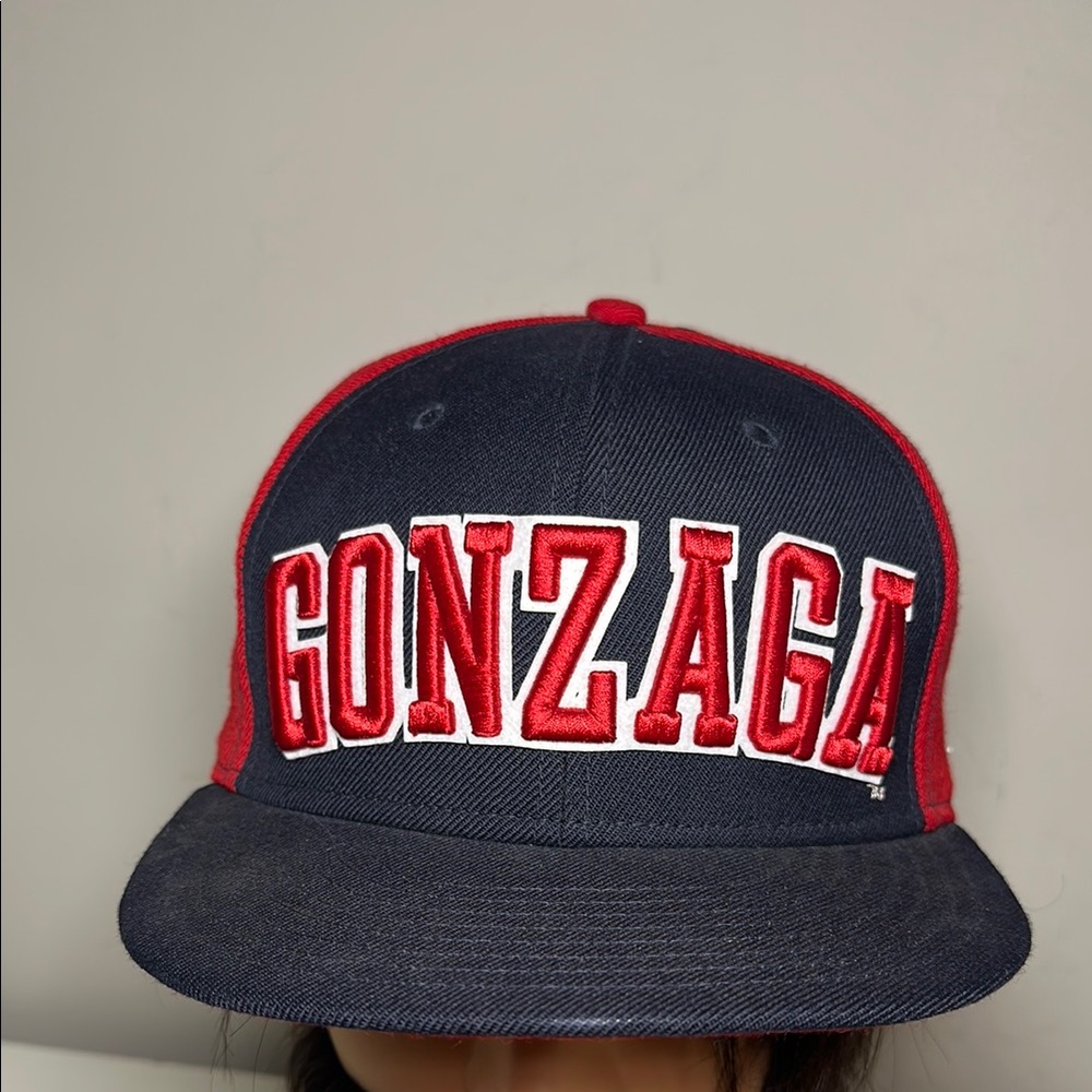 New Era Gonzaga Bulldogs Navy and Red colorblock Fitted Cap